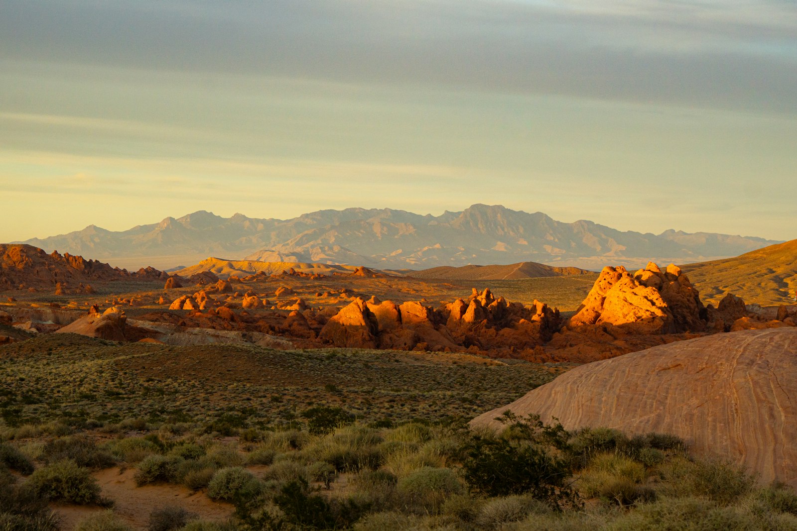 Red-rock desert scenery near Mesquite, Nevada